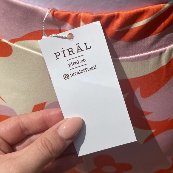 Pirāl Flower Print Flared Pants - Picture 5 of 5